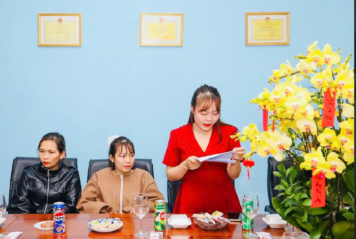 Công bố danh sách khen thưởng