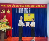 Lễ kết nạp Đảng viên mới tại Chi bộ Công ty TNHH May mặc Châu Hoà